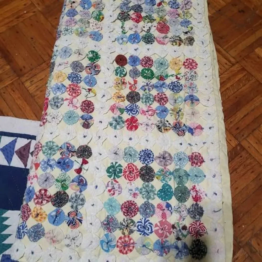 Vintage Yo-Yo Quilt Yo Yo Coverlet